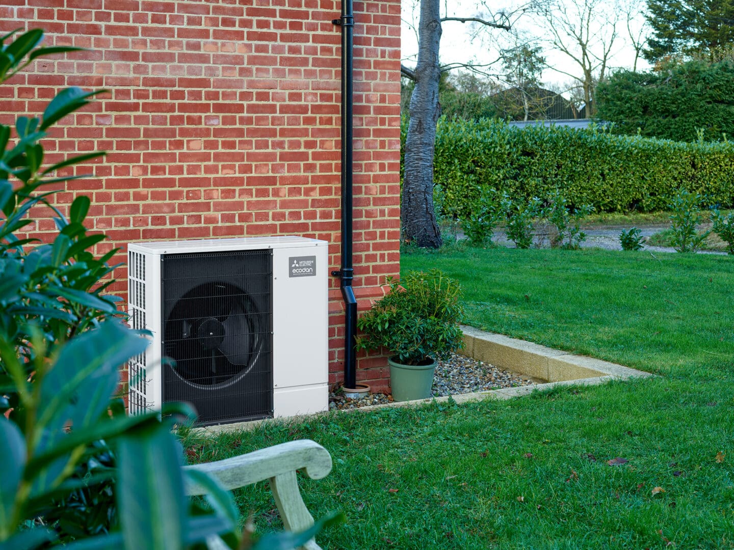 ecodan-heat-pump-garden-back-drop-2